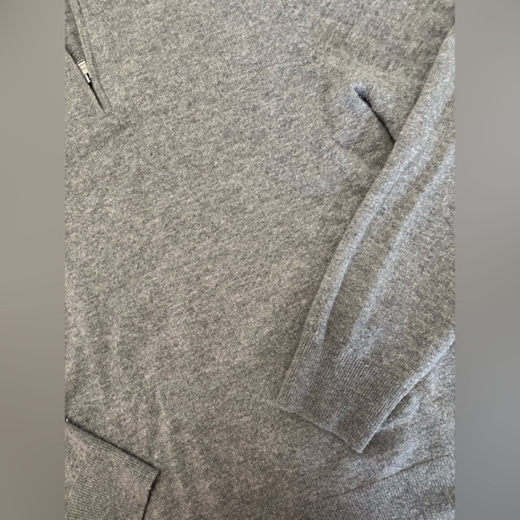 HUGO BOSS $199 Wool Cashmere Men Sweater with Zip Neck Grey Size L